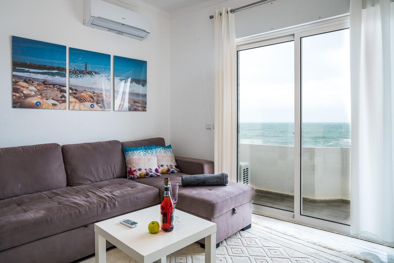 דירות קווארטיירה T2 Avenida- Frente Mar, Ar-Condicionado, Wifi מראה חיצוני תמונה